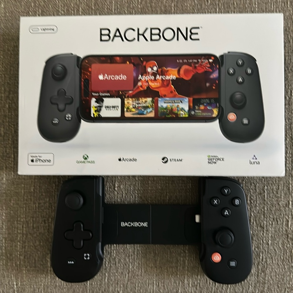 Backbone One mobile gaming device-lightning